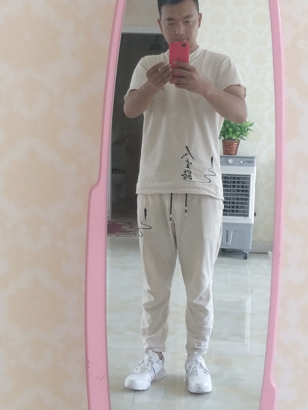 一天一根烟的第二张照片--榆林蓝颜知己交友网